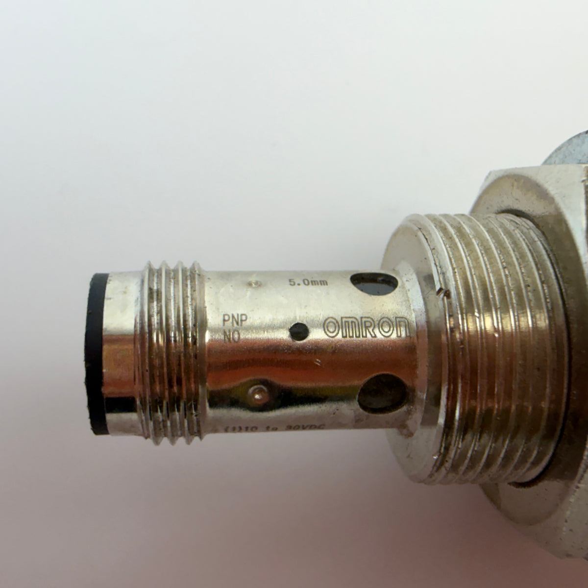 OMRON E2B-M18KS05-M1-B1 Inductive Proximity Sensor M18 5mm PNP NO M12