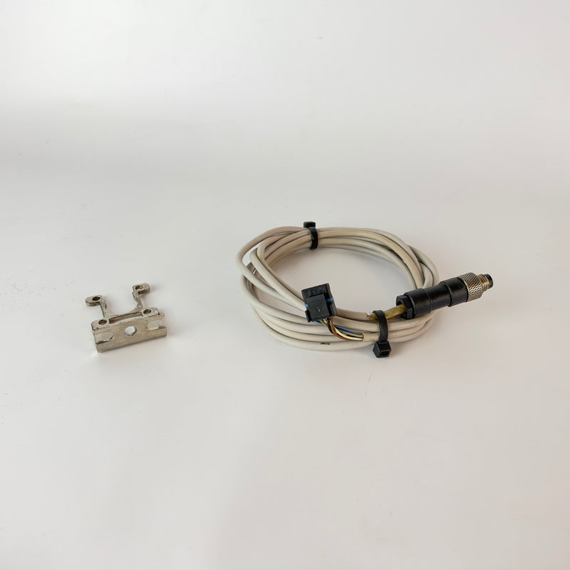 SMC ISE20B-T Connection Cable 2m with Metal Mounting Bracket