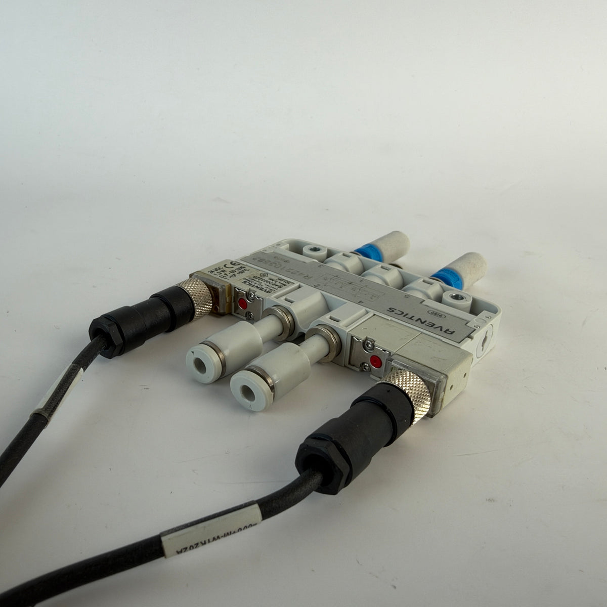 AVENTICS R422103582 LS04-AF 2x3/2 NC/NC Pneumatic Solenoid Valve 24VDC with 2 Cables