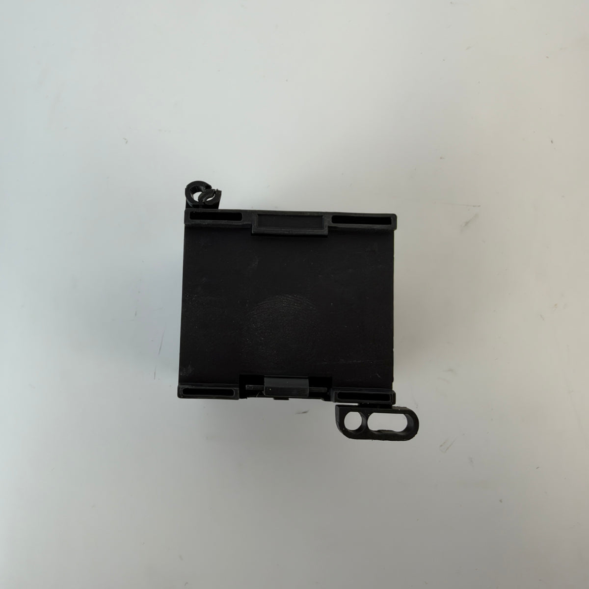 ABB B6-30-10 3-Pole Mini Contactor 4kW 20A with 1NO Auxiliary Contact
