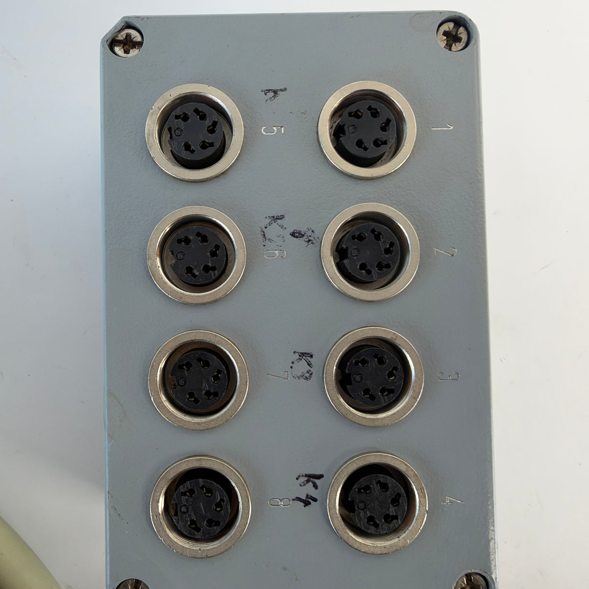 8-Port 5-Pin Industrial Sensor/Actuator Distribution Box with 10m LAPP Cable