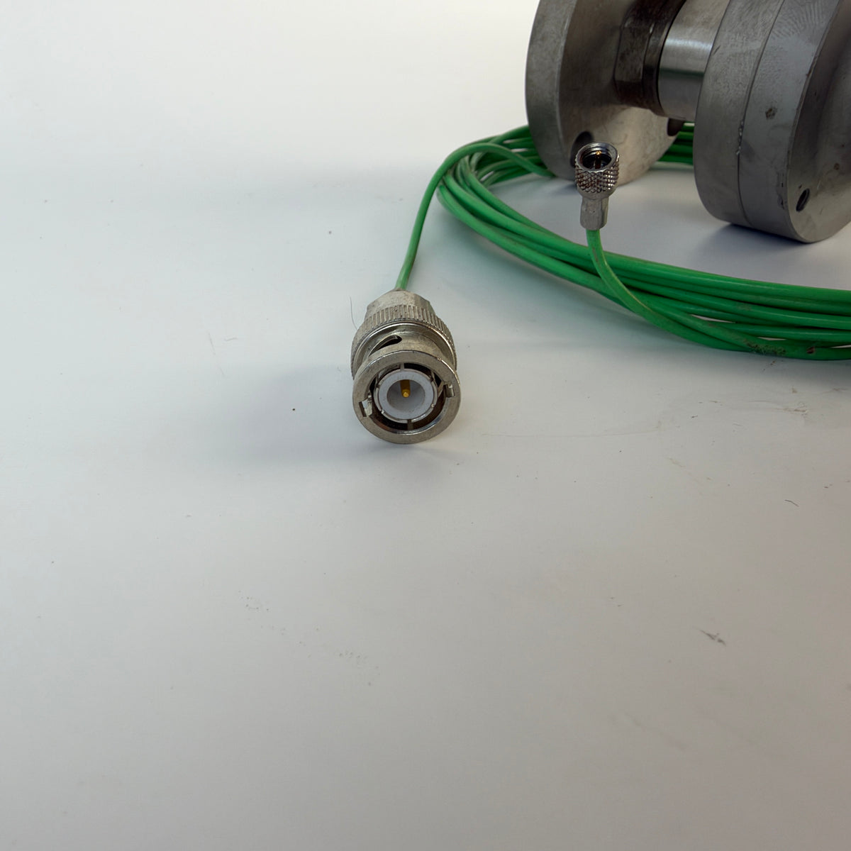Kistler 9333A Piezoelectric Press Force Load Cell with Mounting Flange Assembly & Cable