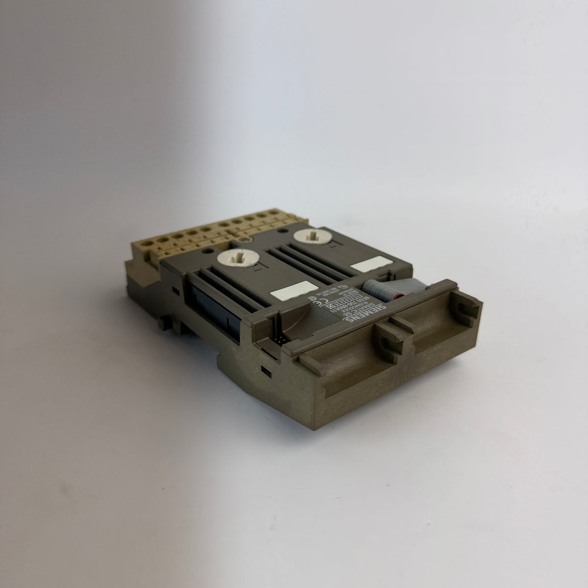 Siemens SIMATIC S5 6ES5 700-8MA11 Bus Module with Screw Terminal Block