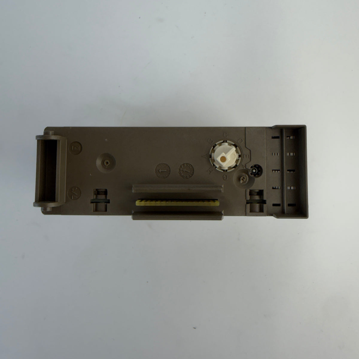 Siemens SIMATIC S5 6ES5 422-8MA11 16-Channel 24V DC Digital Input Module