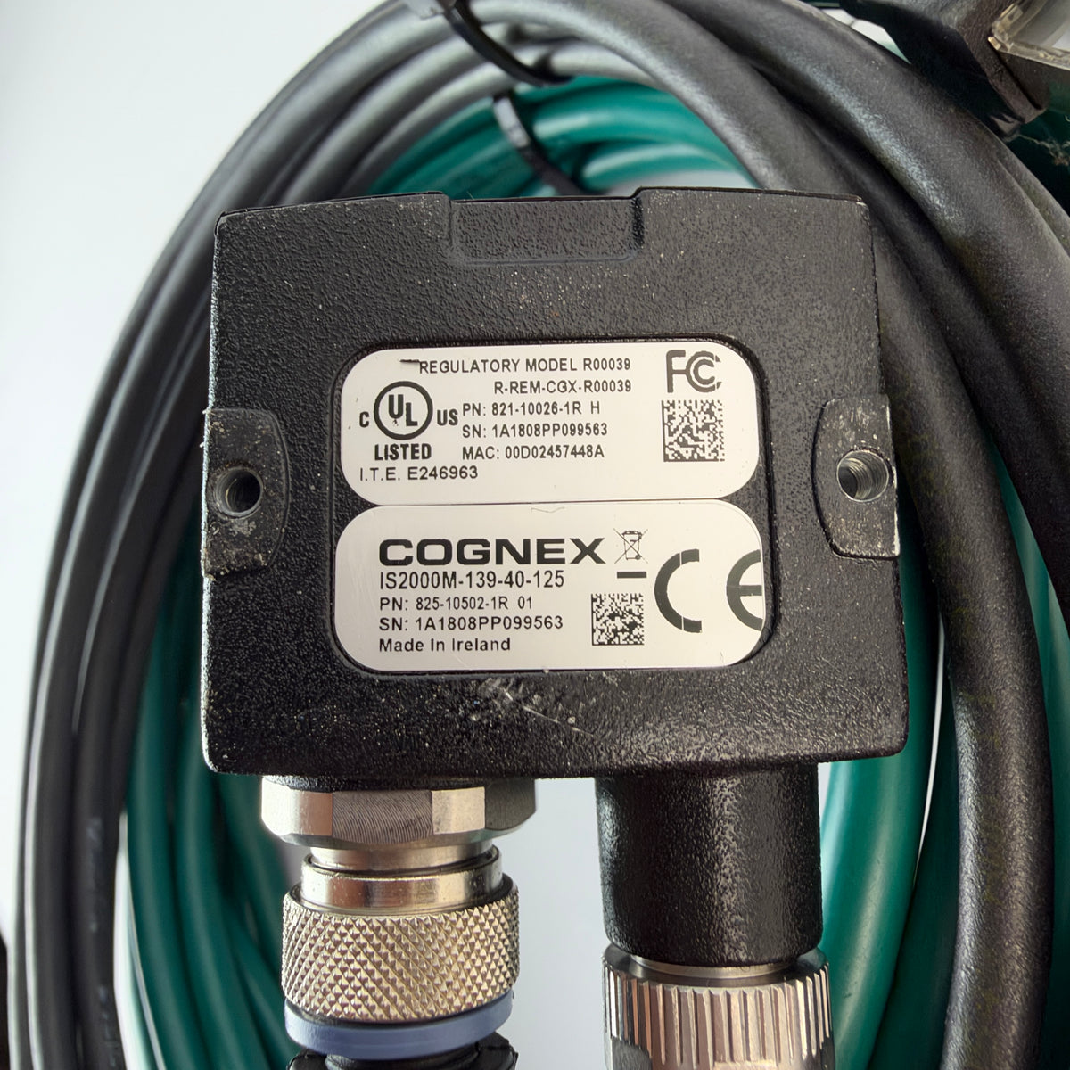 Cognex IS2000M-139-40-125 In-Sight 2000 Vision Sensor with Cables & Metal Mount