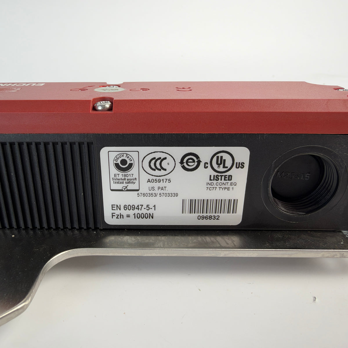 Euchner TP4-4141K024M 096296 Safety Switch with Guard Locking & Actuator