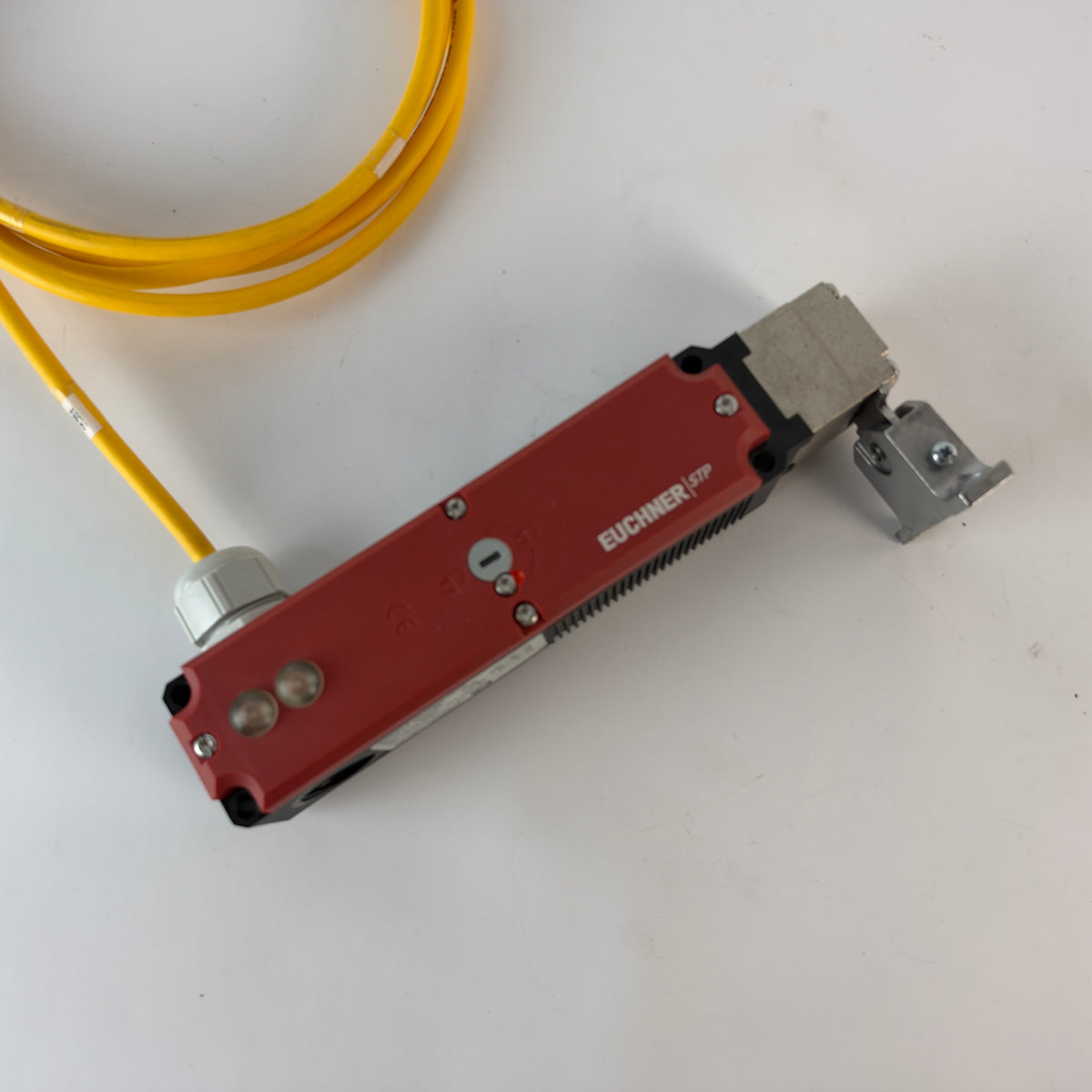 Euchner STP4A-2131A024L024M 091749 Safety Switch with Guard Locking & Actuator