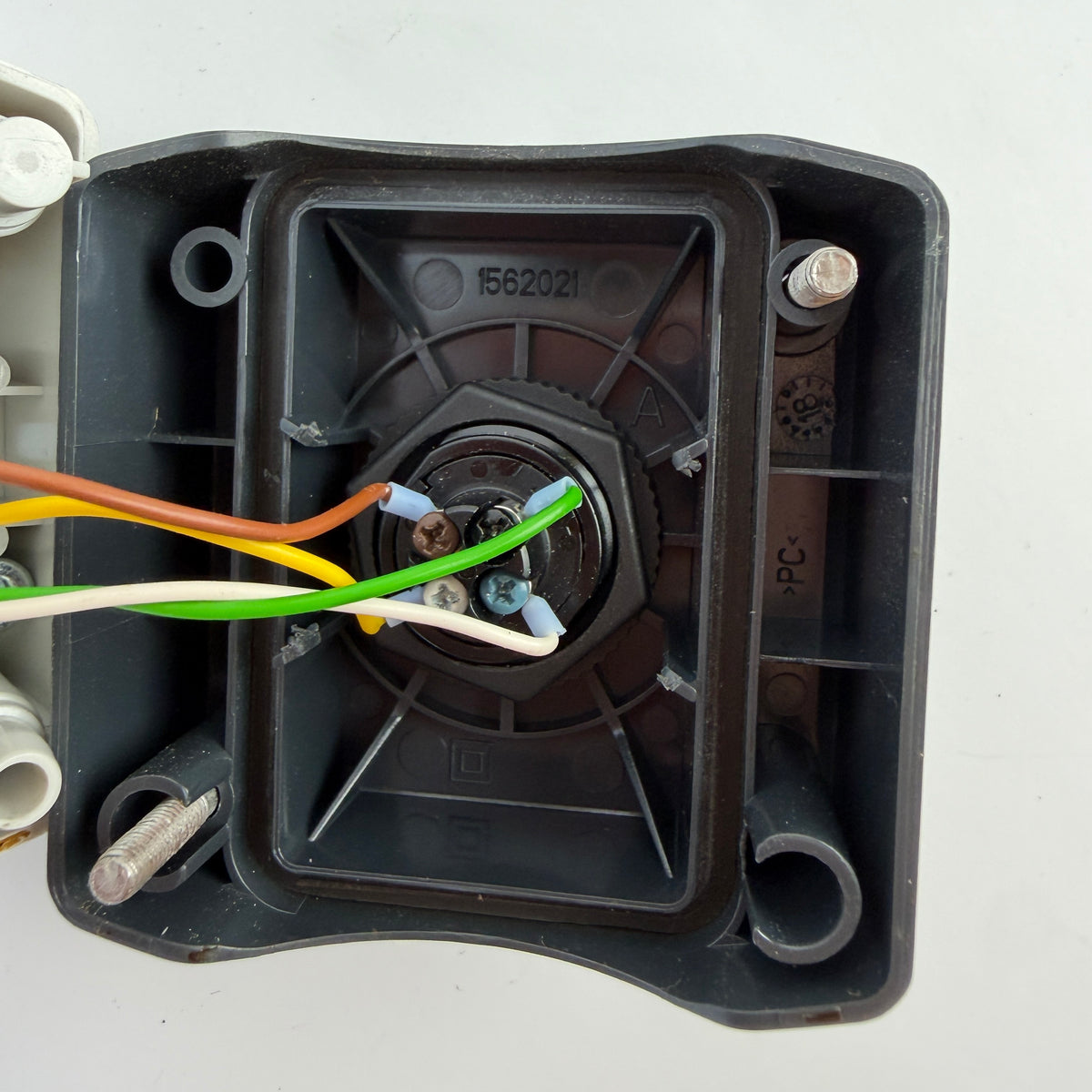 Lot of 4 Schneider Electric XAL Pilot Light Indicator Stations with Cables