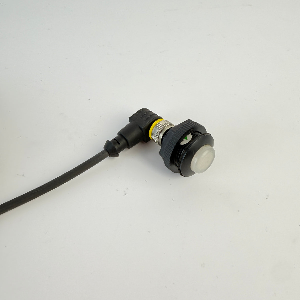 Banner S22LGRYPQ 3-Color LED Panel Mount Indicator 10-30VDC with TURCK 5m M12 Cable