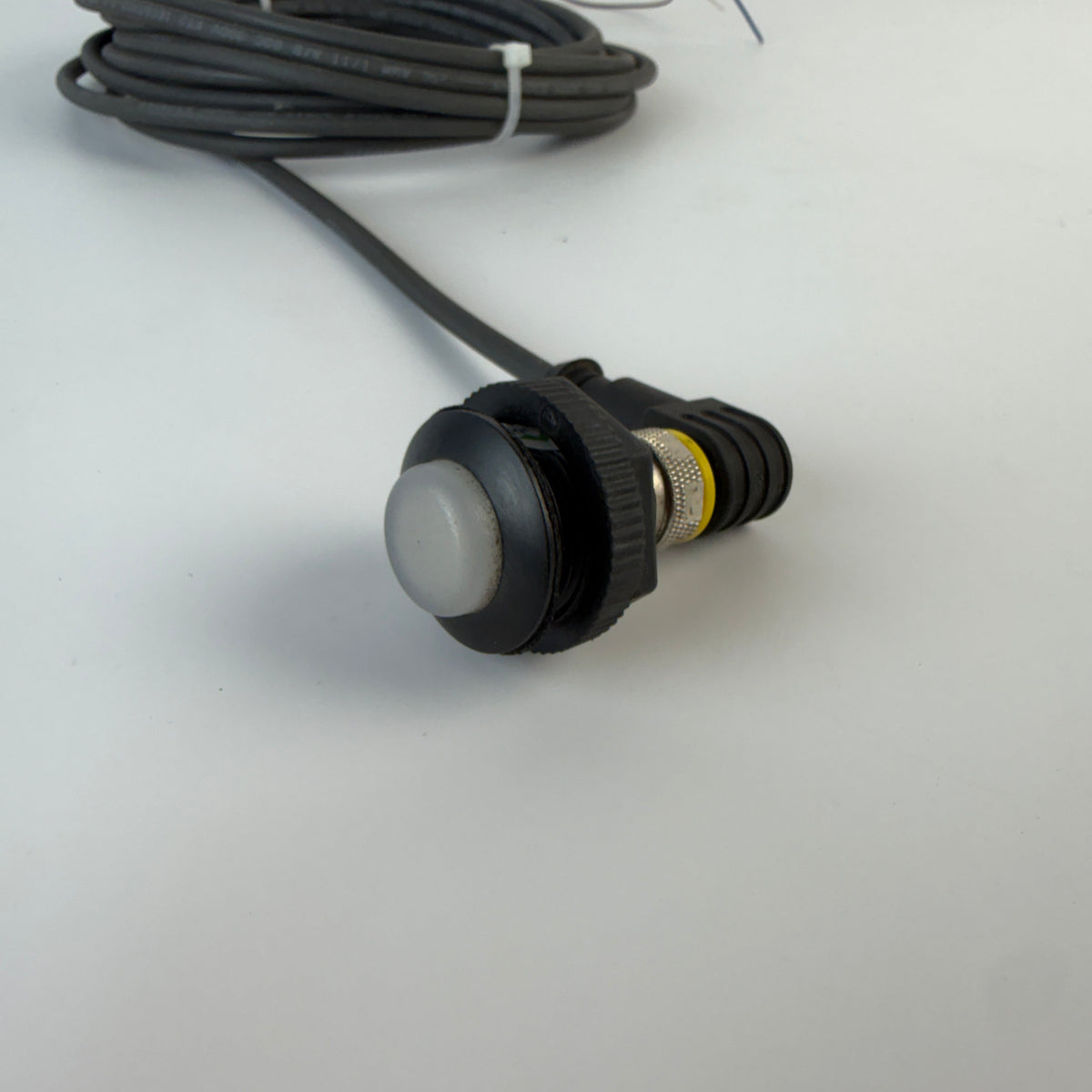 Banner S22LGRYPQ 3-Color LED Panel Mount Indicator 10-30VDC with TURCK 5m M12 Cable