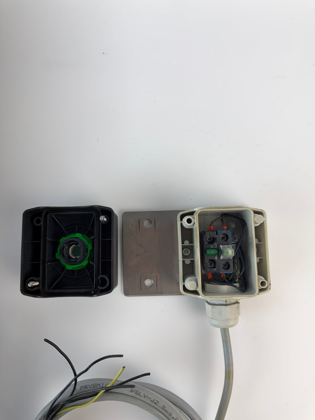 Lot of 3 Schneider Electric XAL Green Illuminated Push Button Stations with Cables