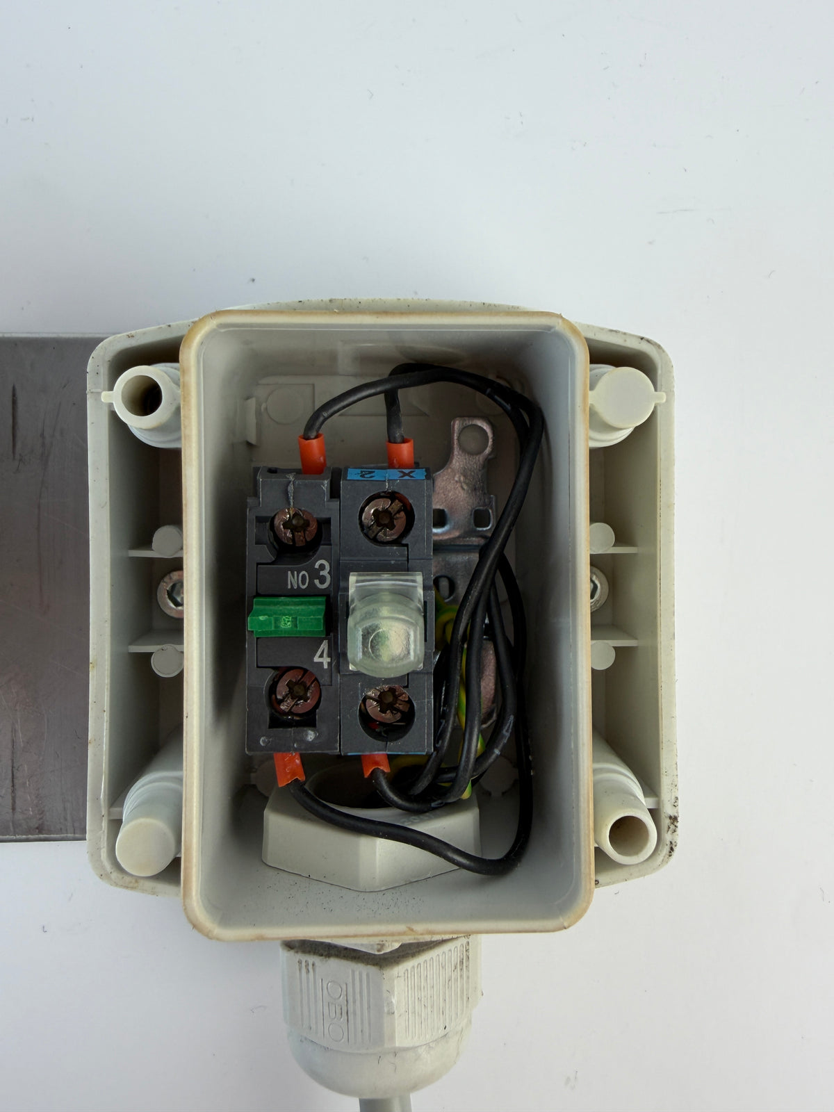 Lot of 3 Schneider Electric XAL Green Illuminated Push Button Stations with Cables