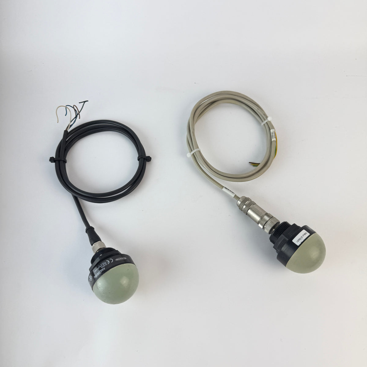 Lot of 2 Banner WL50-2PWM LED Work Lights 12-30V DC PWM Dimmable 30mm Base Mount