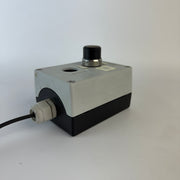 Siemens 3SU1852-0AA00-0AB1 SIRIUS ACT Metal Control Station Enclosure with Key Selector