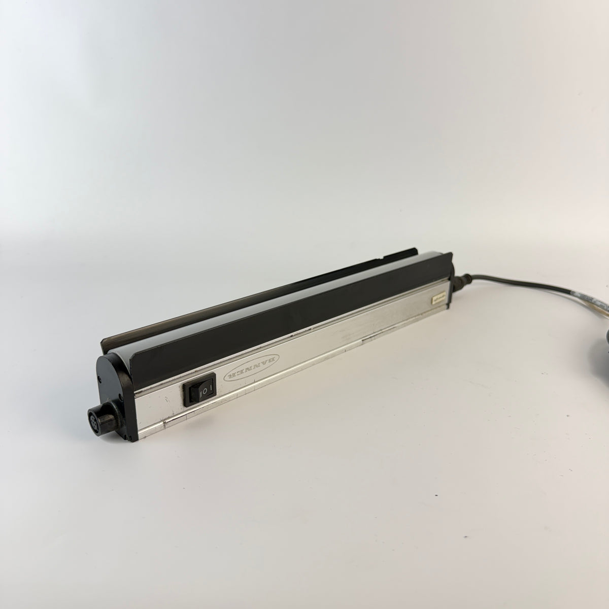 Banner Engineering WLB32C285EPBQ WLB32 LED Workstation Light Bar 285mm 12-30VDC