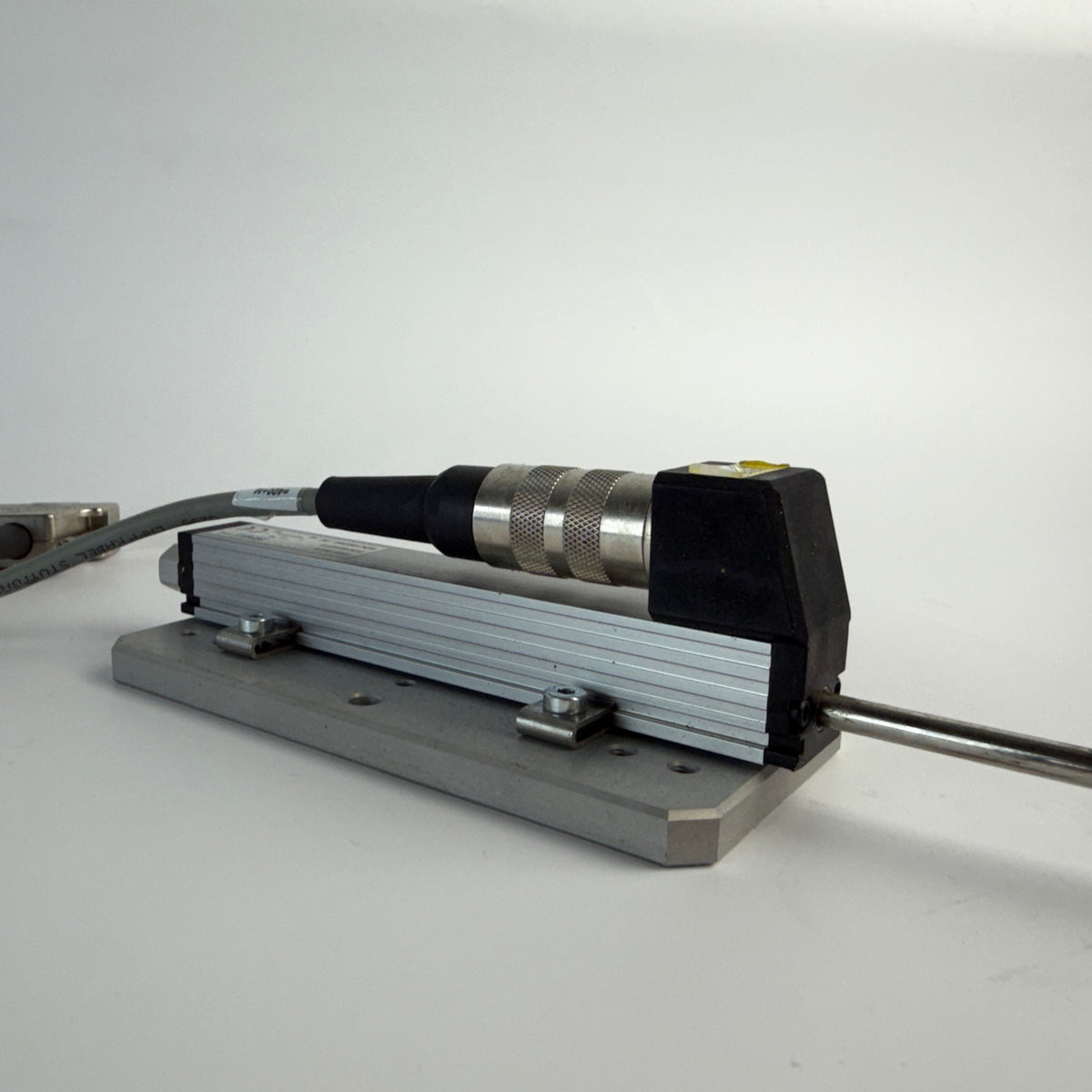 Novotechnik TRS-0075 023273 Linear Position Transducer 75mm with Cable and Mounting Plate