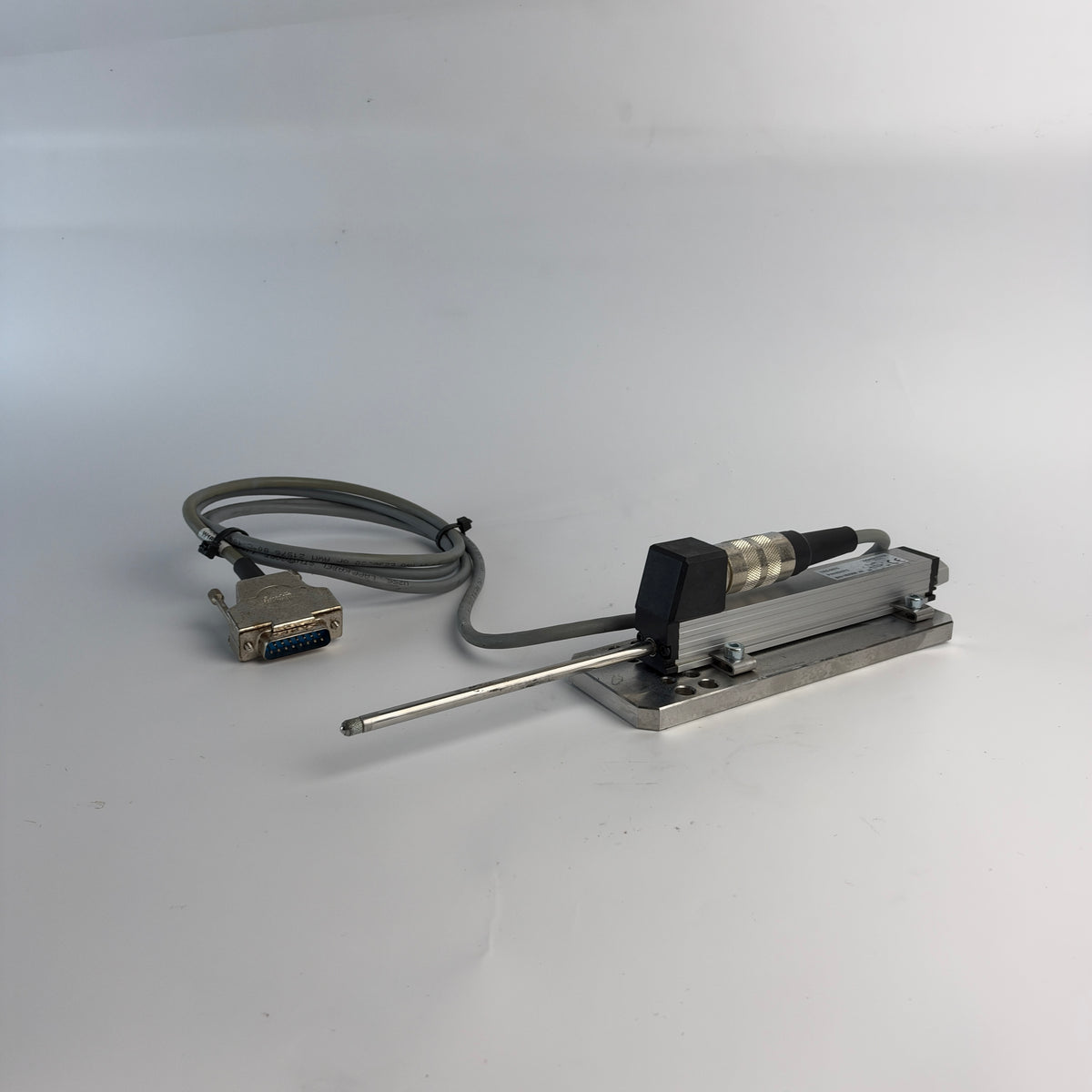 Novotechnik TRS-0075 023273 Linear Position Transducer 75mm with Cable and Mounting Plate