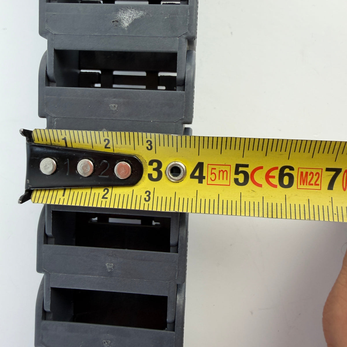 igus 09.30.028.0.ESD Series 09 ESD Cable Carrier 30 Links 640mm