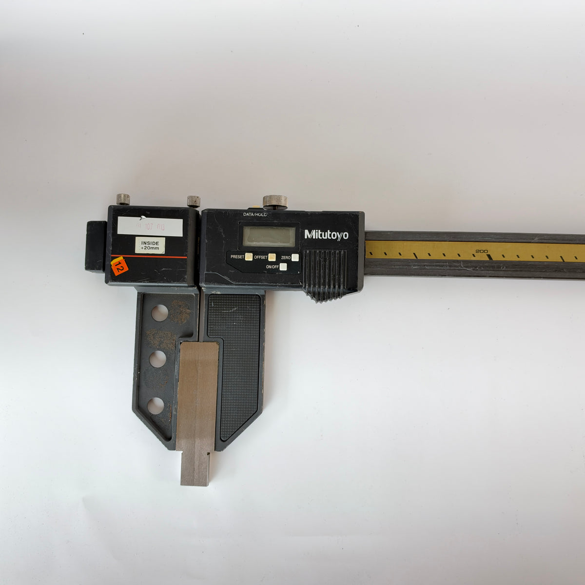 Mitutoyo 552-304 CFC-P100 CF Digimatic Carbon Fiber Digital Caliper 0–1000mm