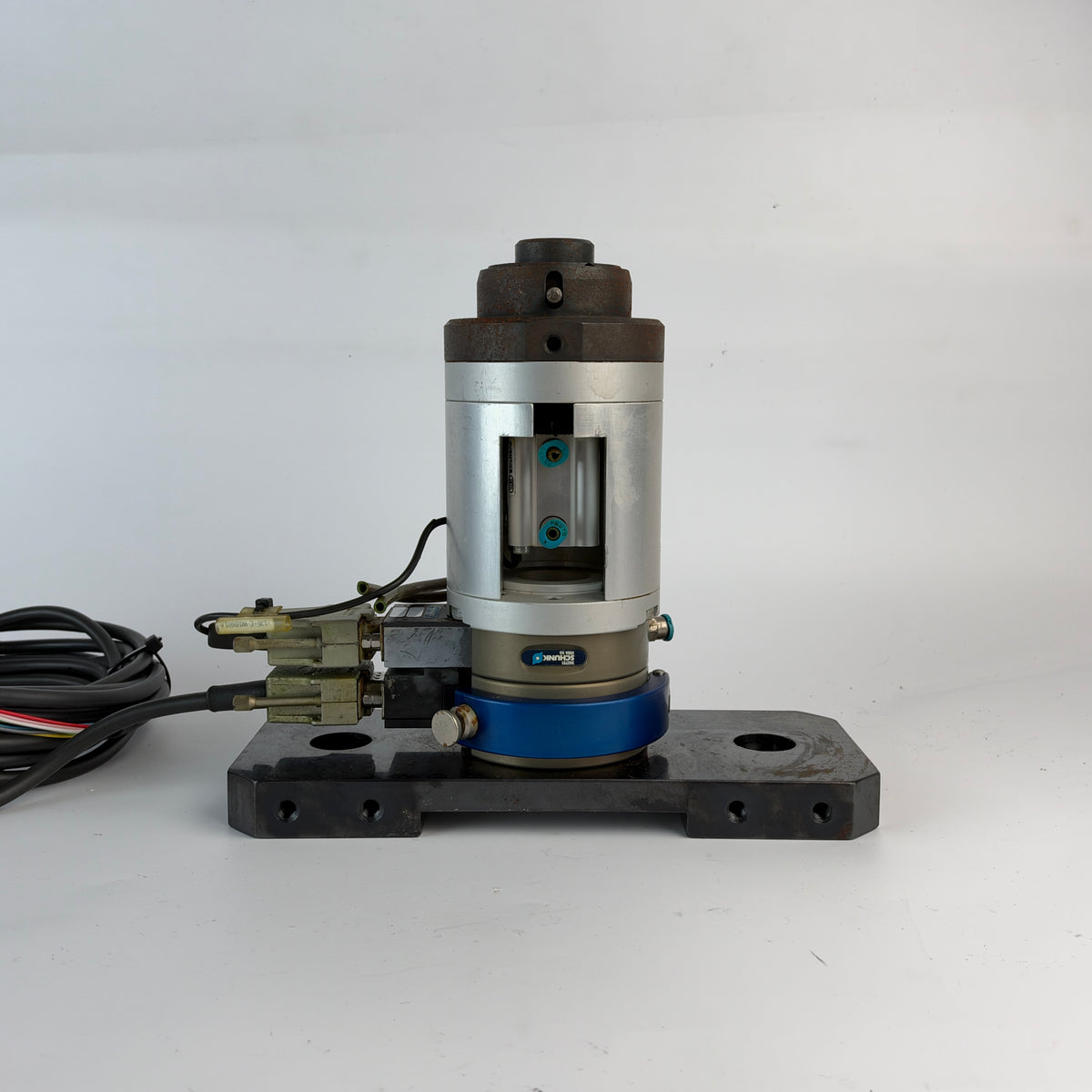 SCHUNK HWA 50 302751 + HWK 50 302750 Tool Changer Assembly with Pneumatic Cylinder