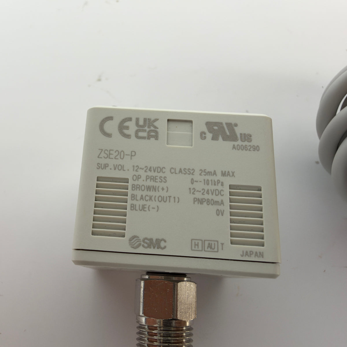 SMC ZSE20-P-01-L Digital Vacuum Pressure Switch PNP 0 to -101 kPa