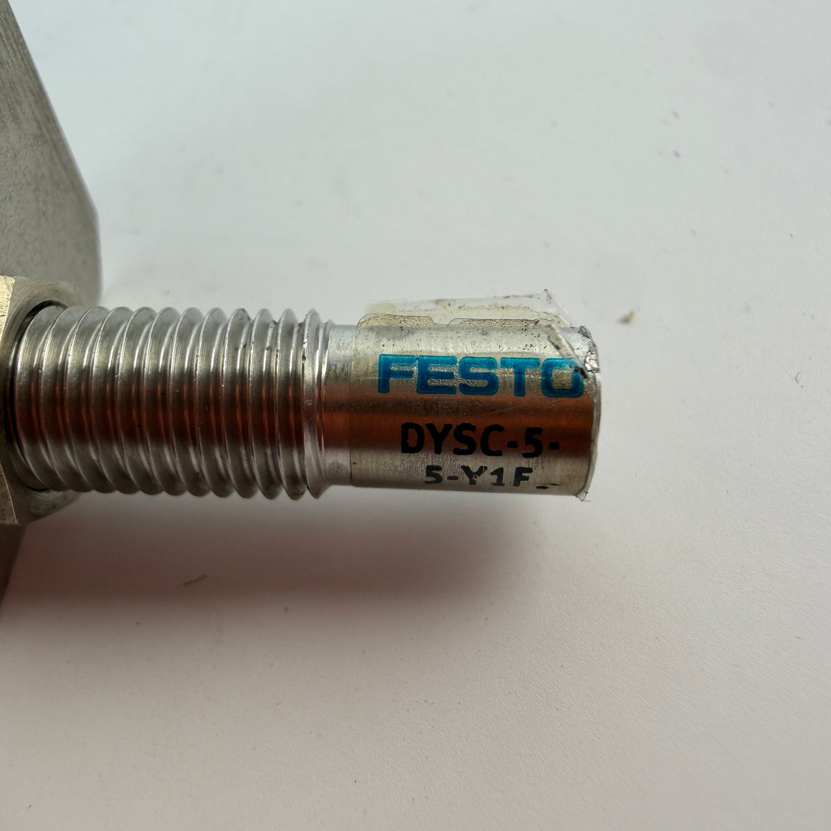 Festo DYSC-5-5-Y1F 548011 Self-Adjusting Shock Absorber 5mm Stroke with Mount