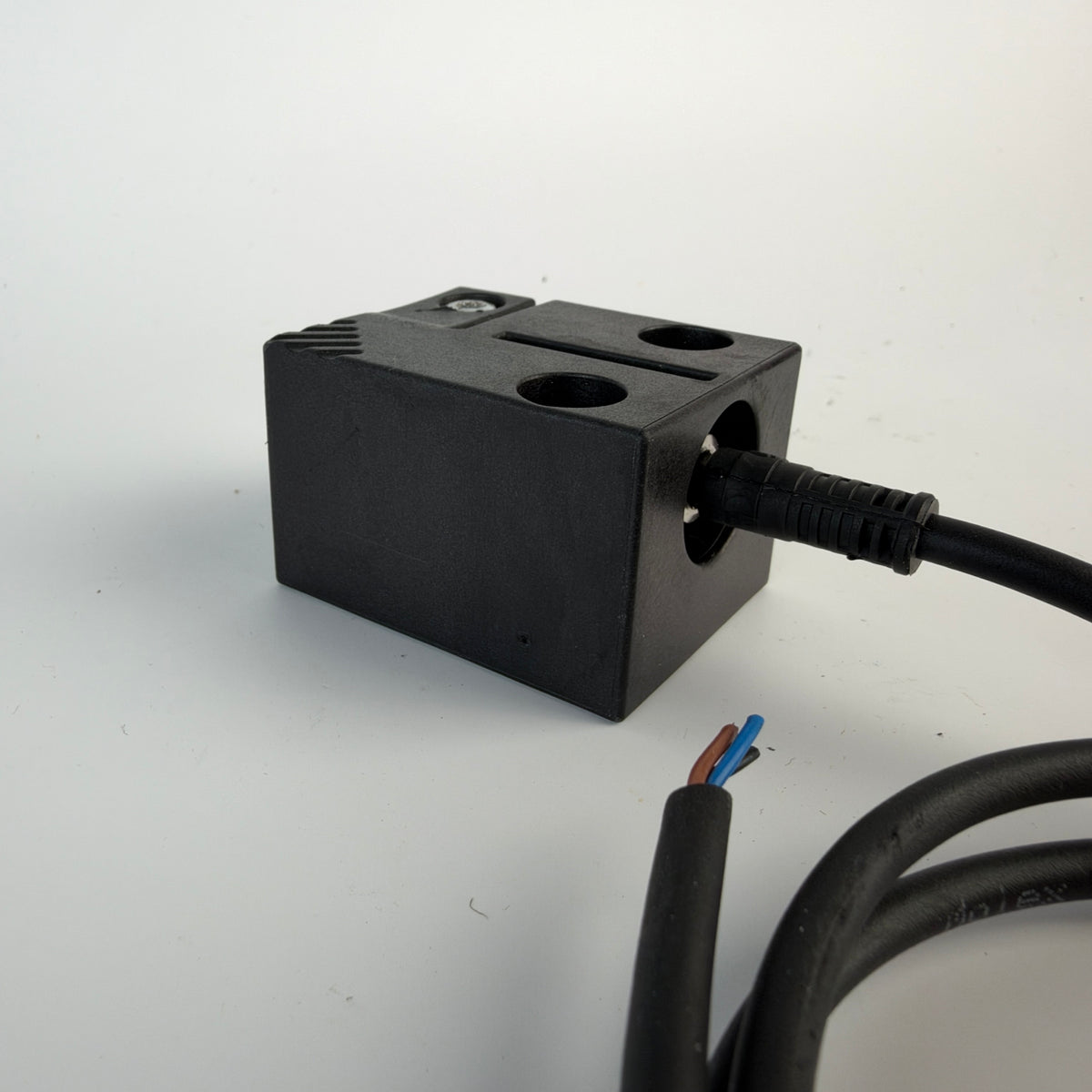 Bosch Rexroth 3842549 Sensor with 3842557593 Sensor Bracket & Cable