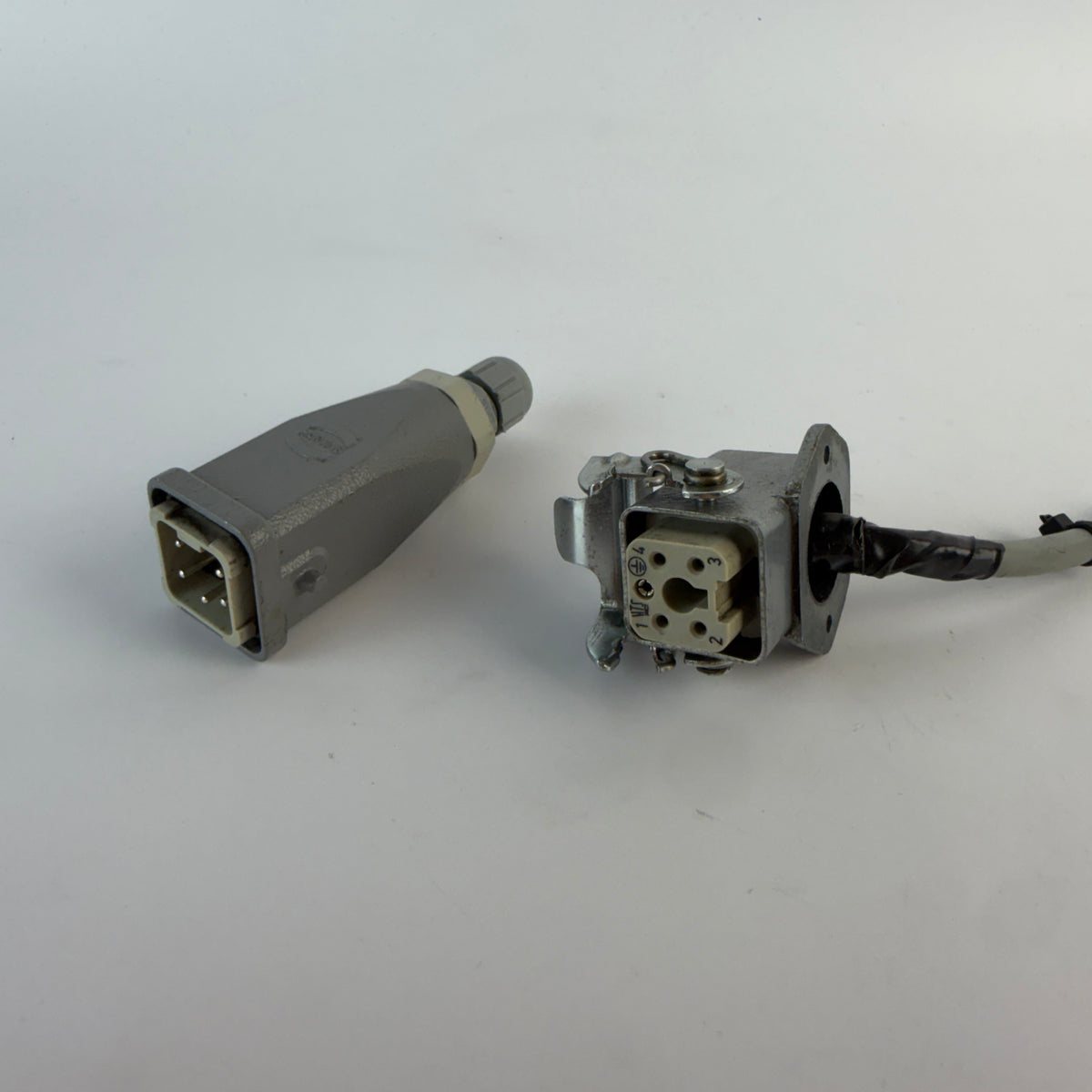 HARTING Han 4A 4+PE Industrial Heavy Duty Connector Plug & Panel Socket Set