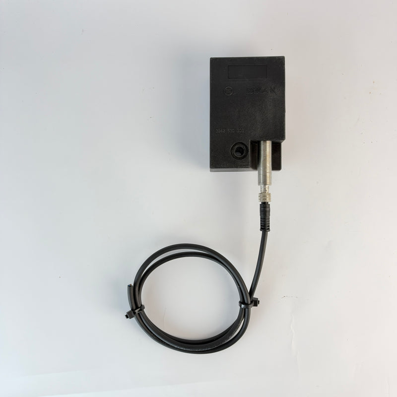 Bosch Rexroth 3842549812 M12 Inductive Proximity Sensor with Bosch 3842530309 Rocker Housing & Cable