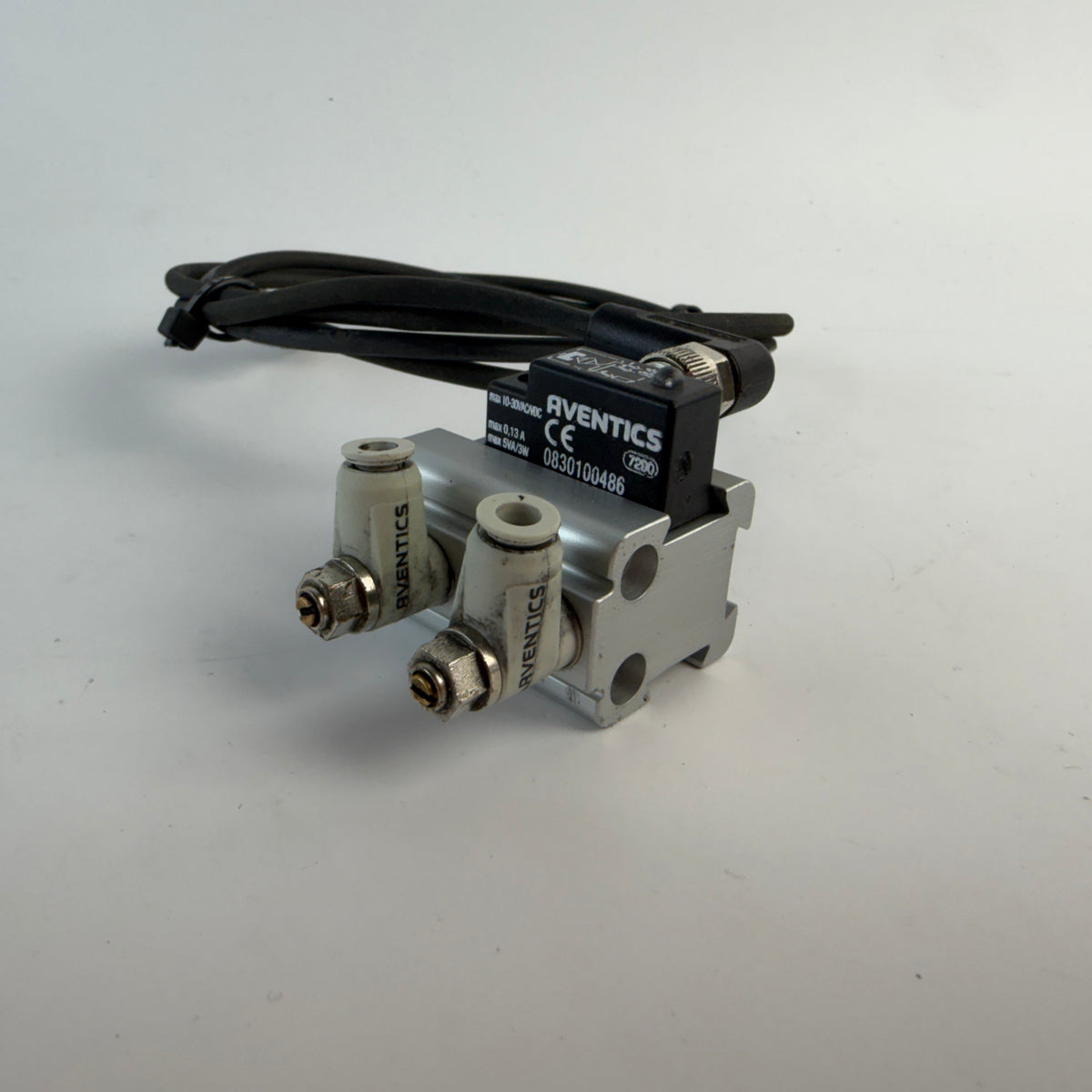 Compact Pneumatic Cylinder 6mm Stroke with AVENTICS ST9 0830100486 Sensor & M8 Cable