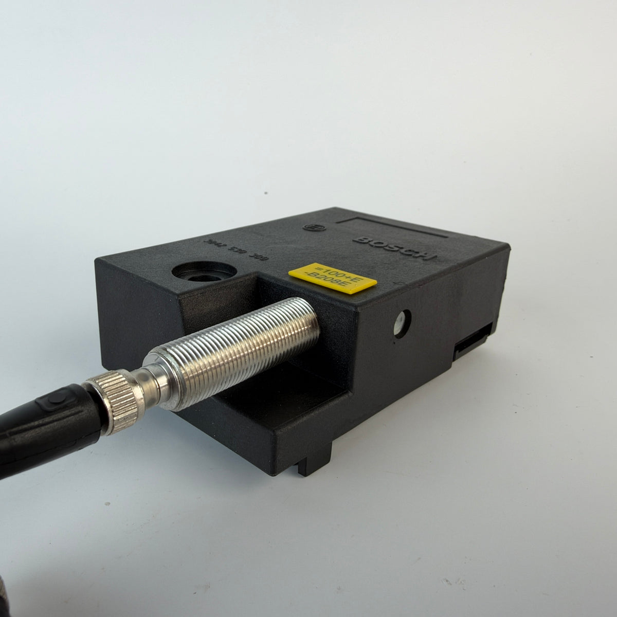 Bosch Rexroth 3842549812 M12 Proximity Switch Sn 4mm L67 with Cable & 3842530309 Rocker