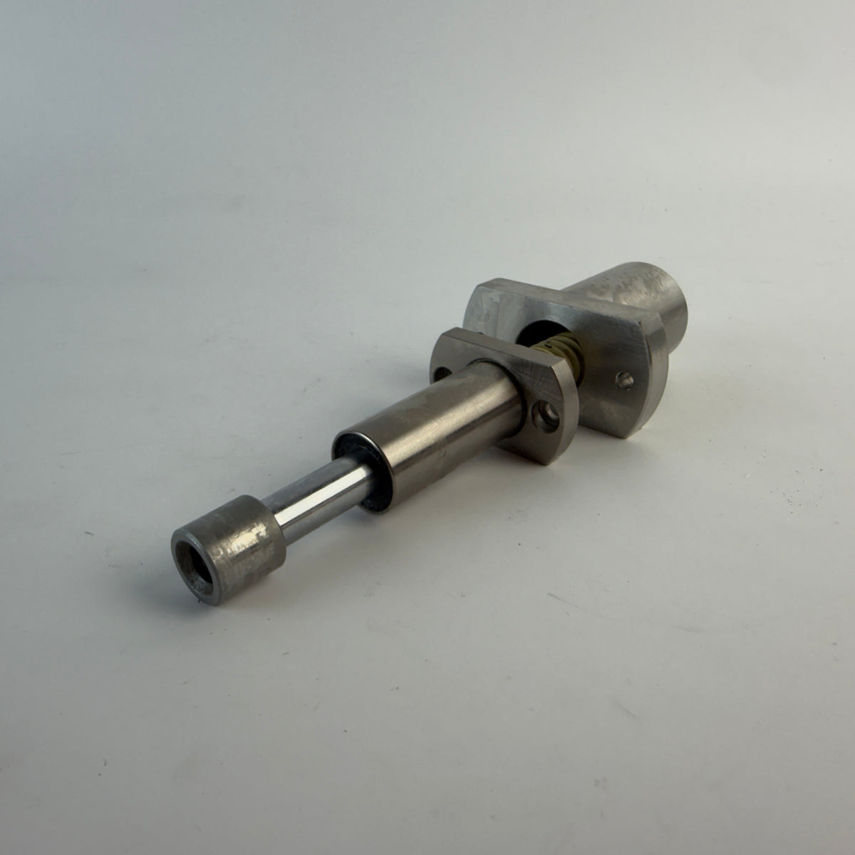 MISUMI LHICWMF10 10mm Flanged Linear Ball Bushing Assemblies – Lot of 2