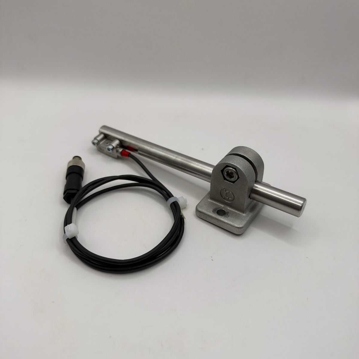KEYENCE PR-M51P3 Mini-Slim Through-Beam Photoelectric Sensor with Metal Mount
