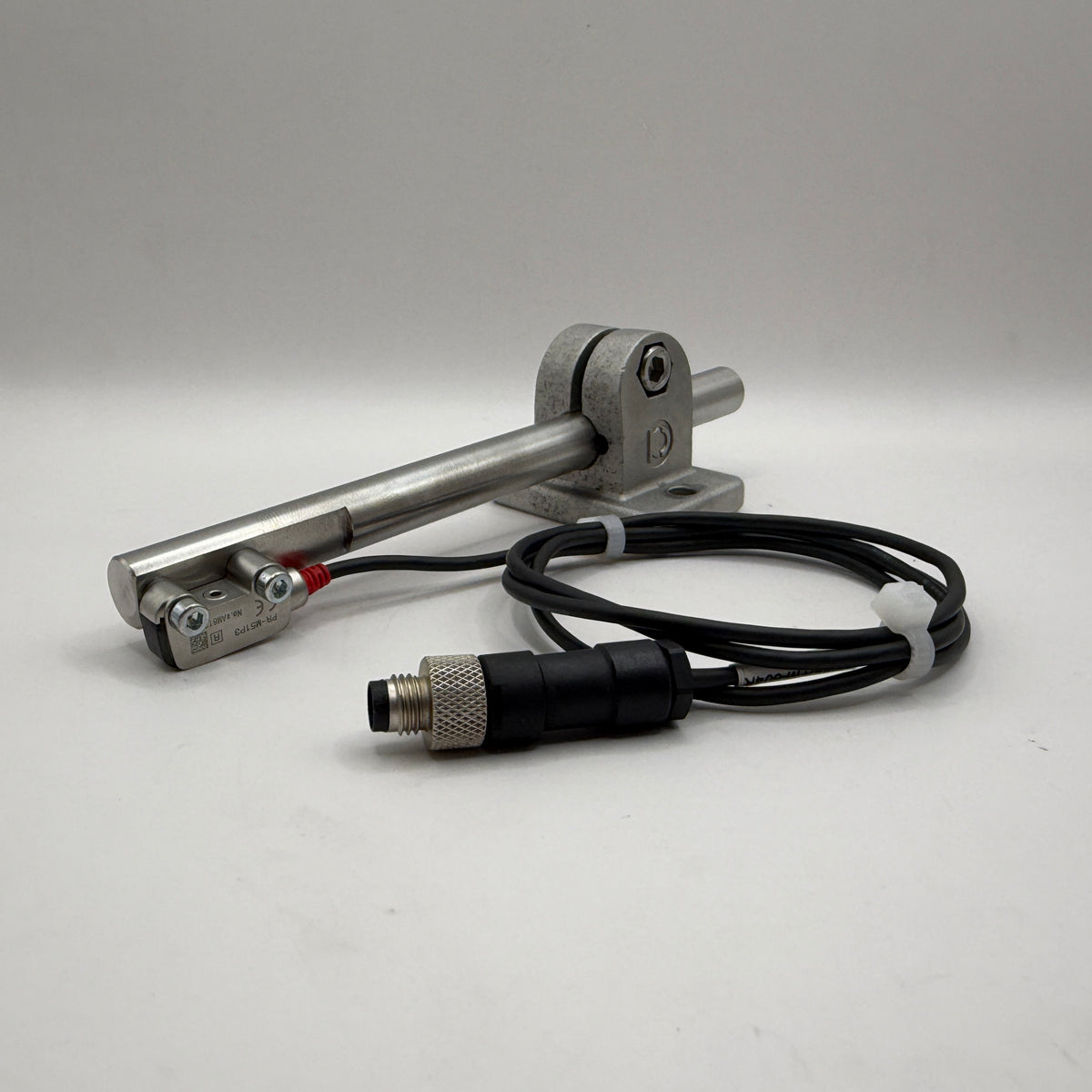 KEYENCE PR-M51P3 Mini-Slim Through-Beam Photoelectric Sensor with Metal Mount