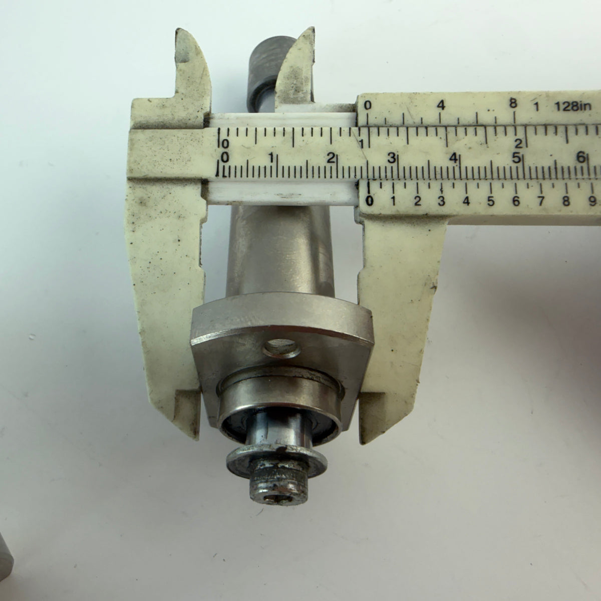 MISUMI LHICWMF10 10mm Flanged Linear Ball Bushing Assemblies – Lot of 2