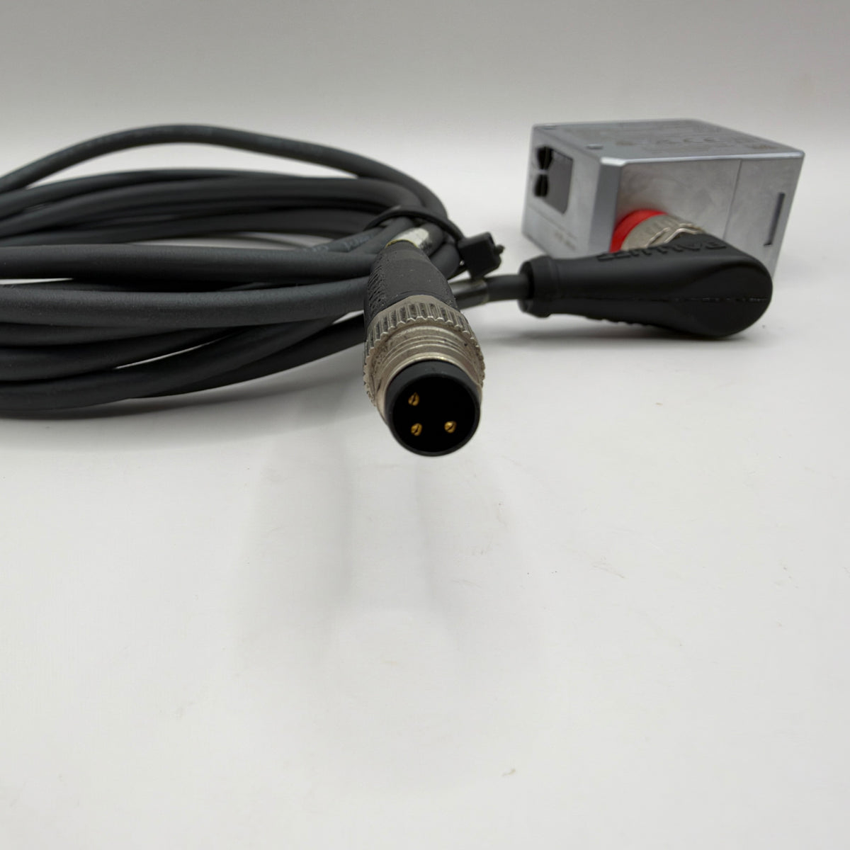 KEYENCE LR-W500C Full-Spectrum Sensor 30-500mm IO-Link with 210cm BALLUFF Cable