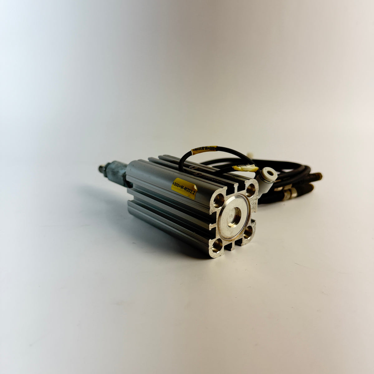 AVENTICS R422001194 CCI Compact Pneumatic Cylinder 25mm Bore 40mm Stroke with 2 Sensors
