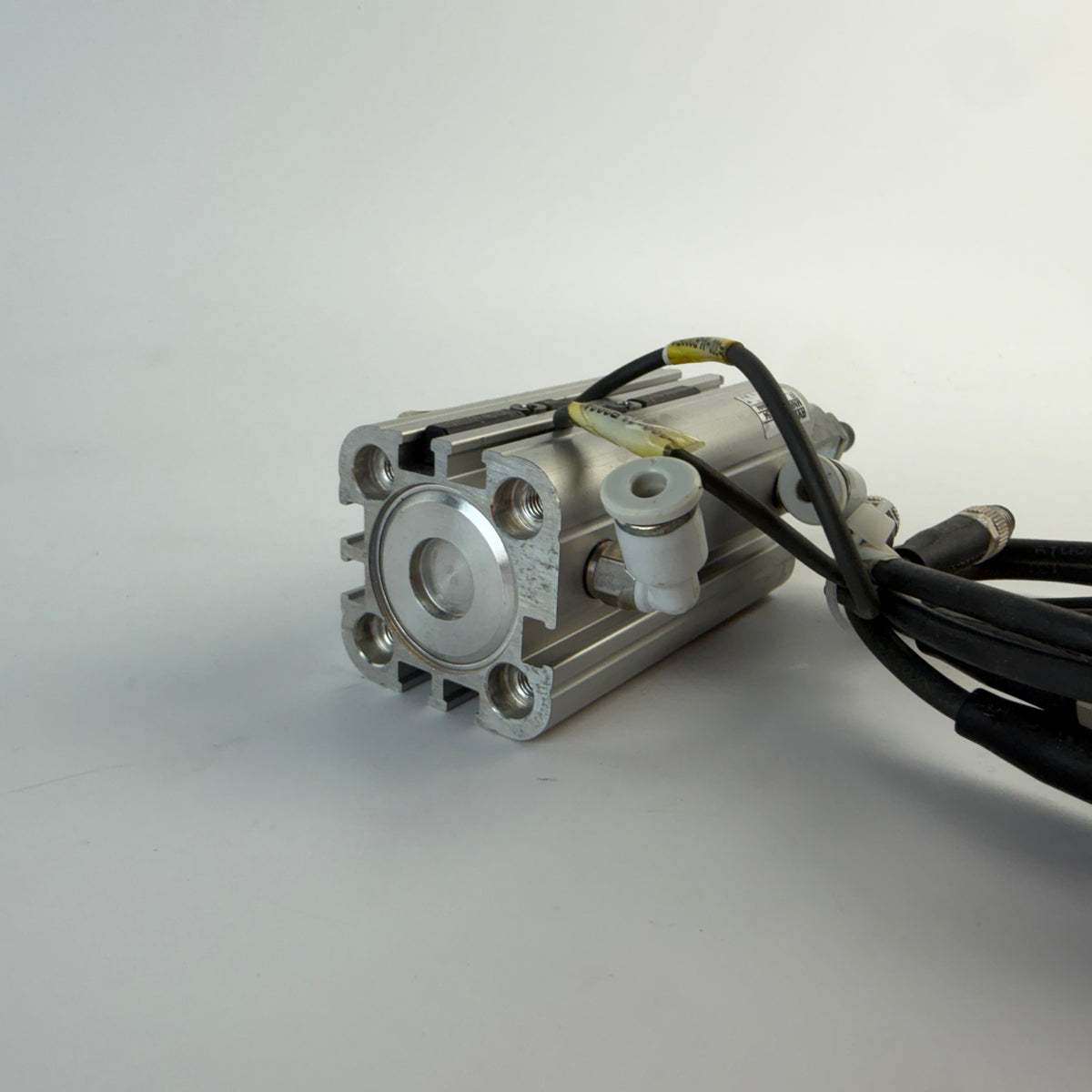 AVENTICS R422001194 CCI Compact Pneumatic Cylinder 25mm Bore 40mm Stroke with 2 Sensors