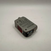 KEYENCE LR-ZB100CP CMOS Laser Distance Sensor PNP 100mm M8