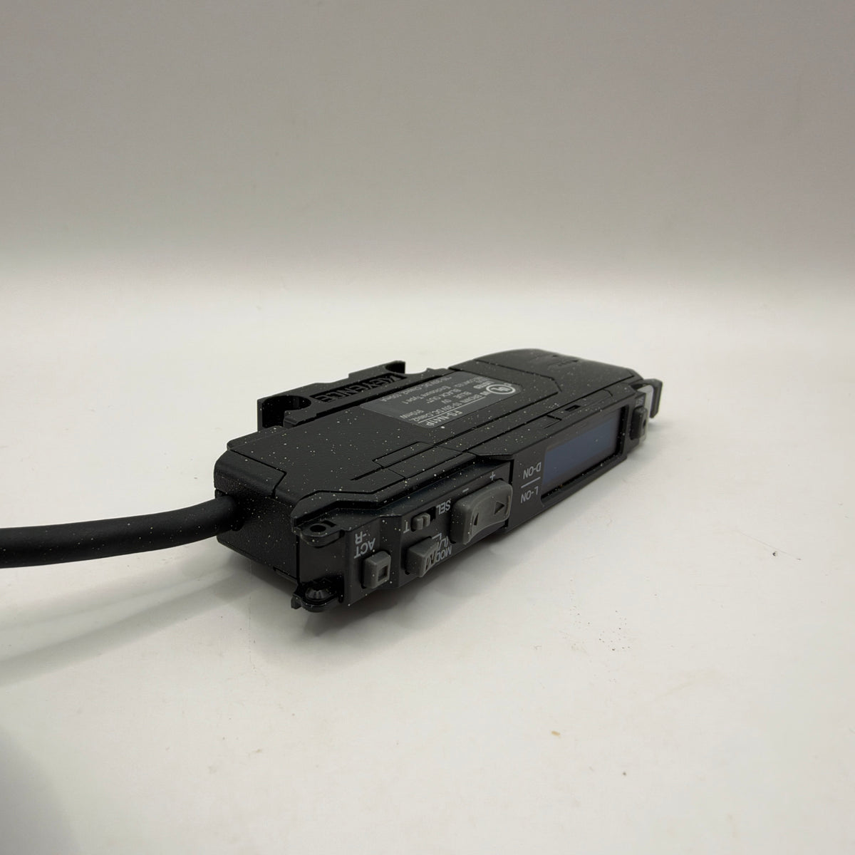 KEYENCE FS-N41P Digital Fiber Optic Sensor Amplifier PNP with 2m Cable