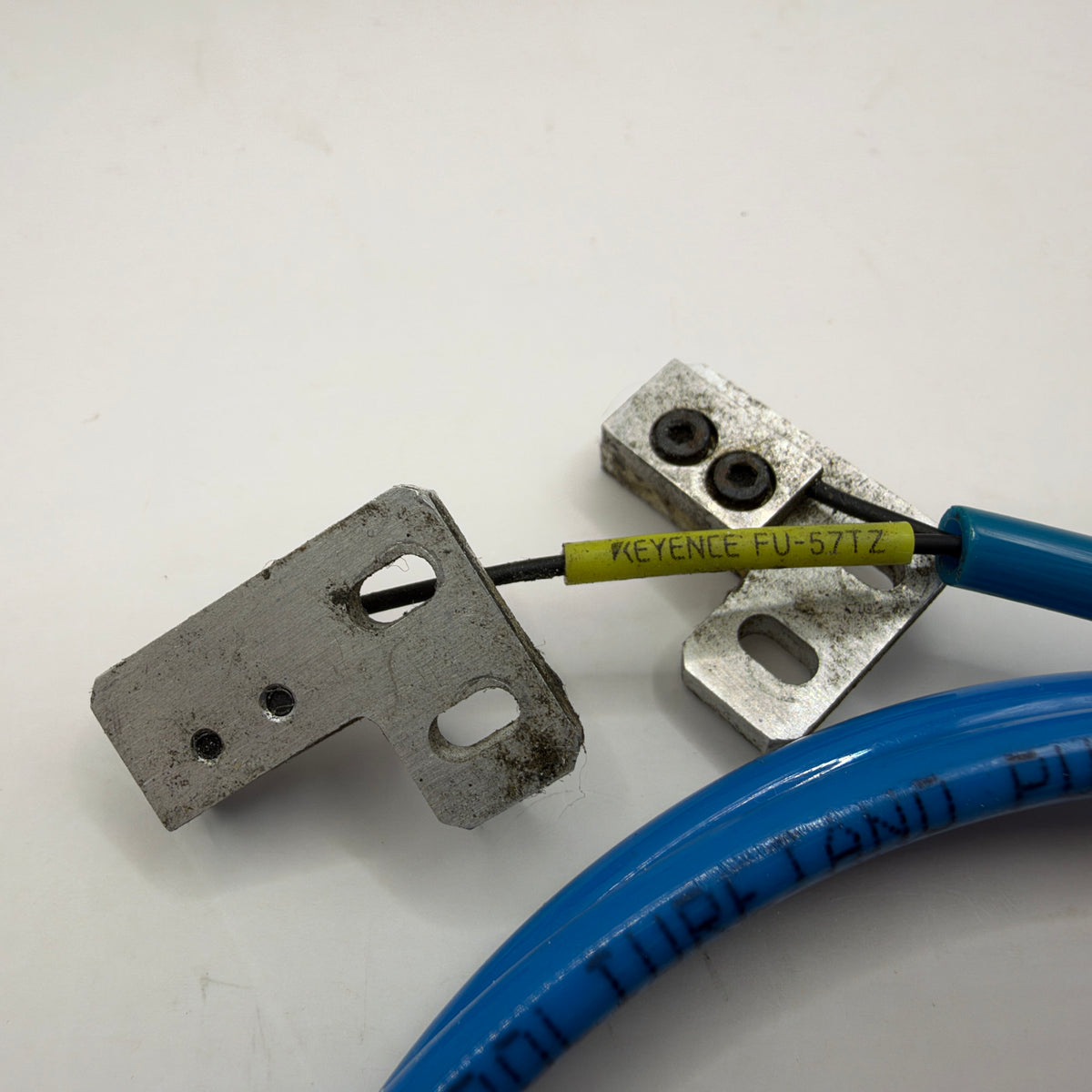 KEYENCE FS-N41C Digital Fiber Optic Sensor Amplifier with FU-57TZ Through-Beam Fiber Unit