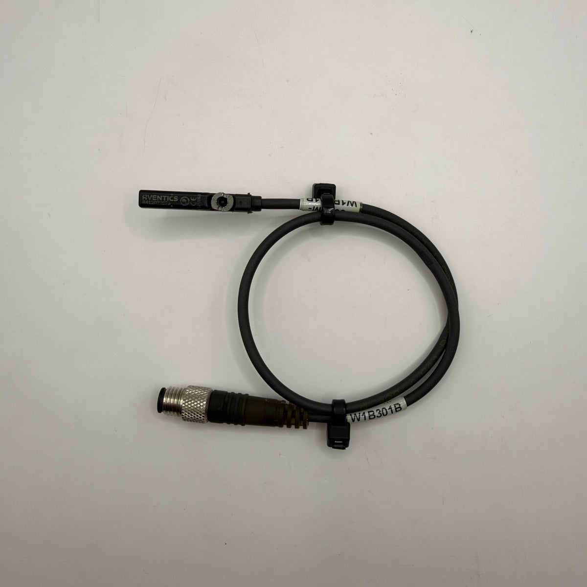 AVENTICS R412022873 Series ST6 Magnetic Proximity Sensor Reed NO M8 3-Pin