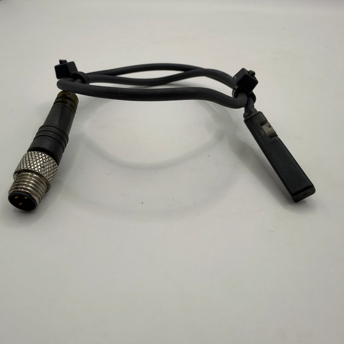 AVENTICS R412022859 ST6-PN-M08T-030 Magnetic Cylinder Sensor PNP NO M8