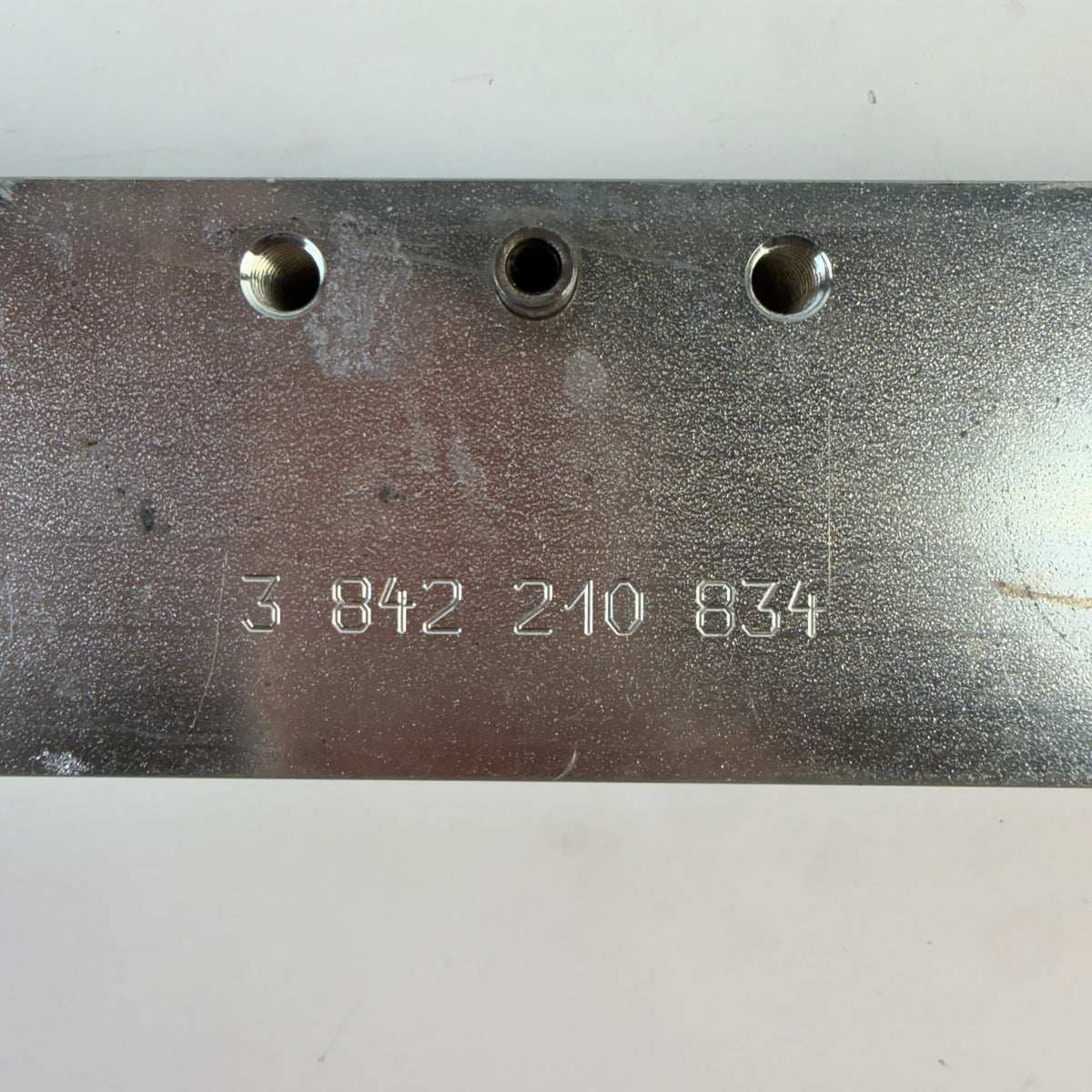 Lot of 2 Bosch Rexroth 3842210834 Mounting Plates 25x60x220 for HP 2