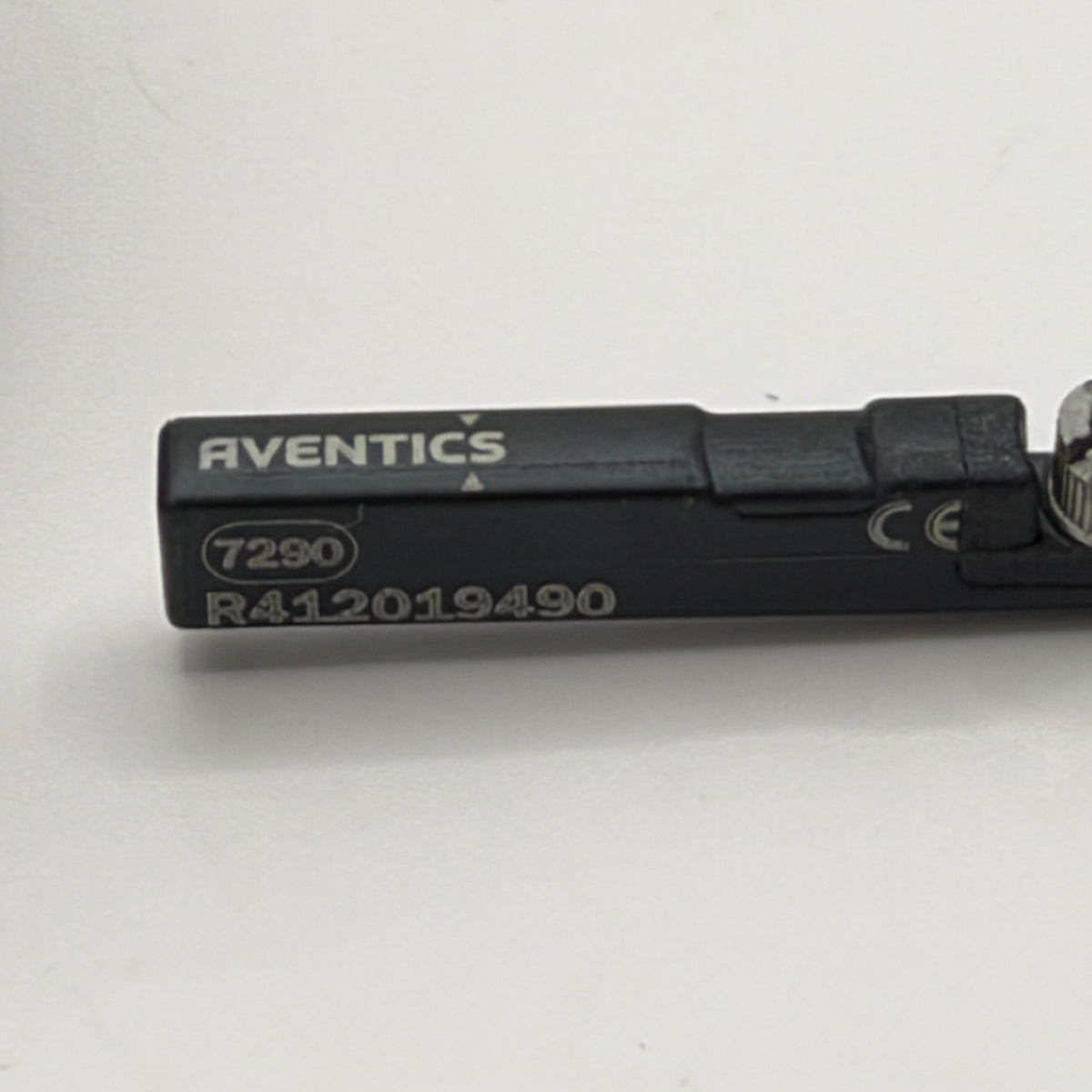 AVENTICS R412019490 ST4 Reed Magnetic Cylinder Sensor M8 with BALLUFF Cable