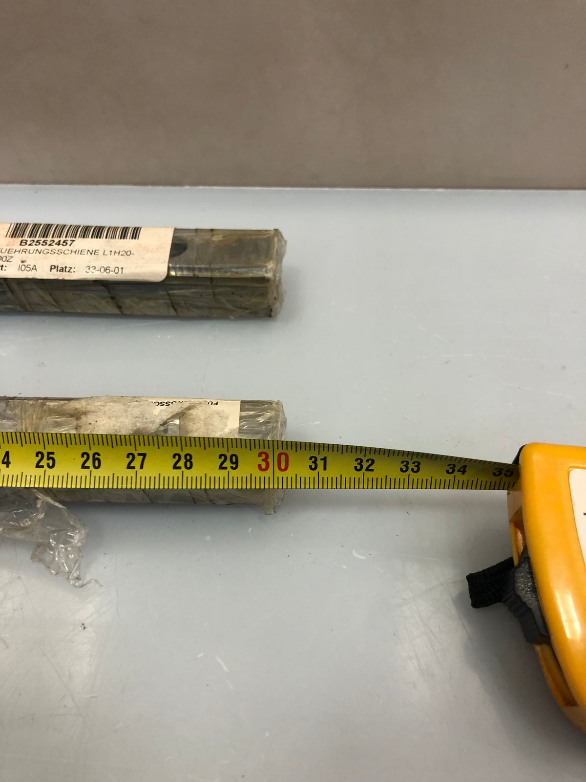 NSK L1H20-300Z Linear Motion Guide Rail – 300mm Precision Rail