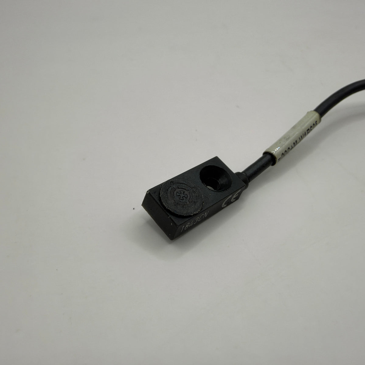 BALLUFF BES01YM BES R04KC-PSC25F-EP00,3-GS49 Inductive Sensor with 160cm Cable