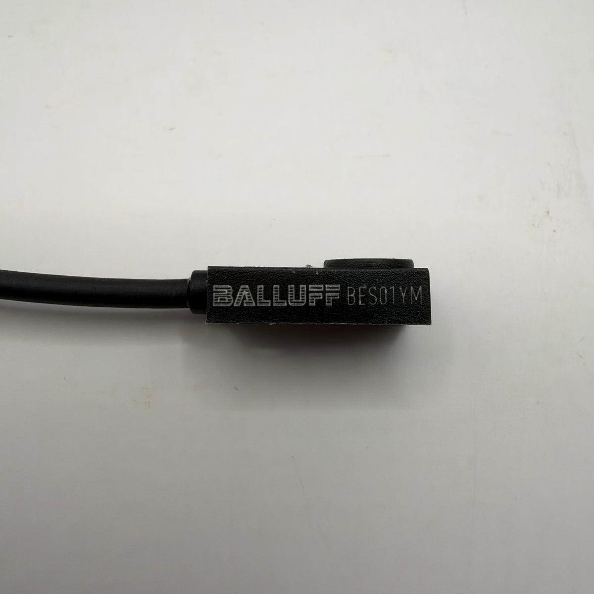 BALLUFF BES01YA BES R04KC-PSC15B-EP00,13-GS49 Inductive Sensor with 160cm BALLUFF Cable
