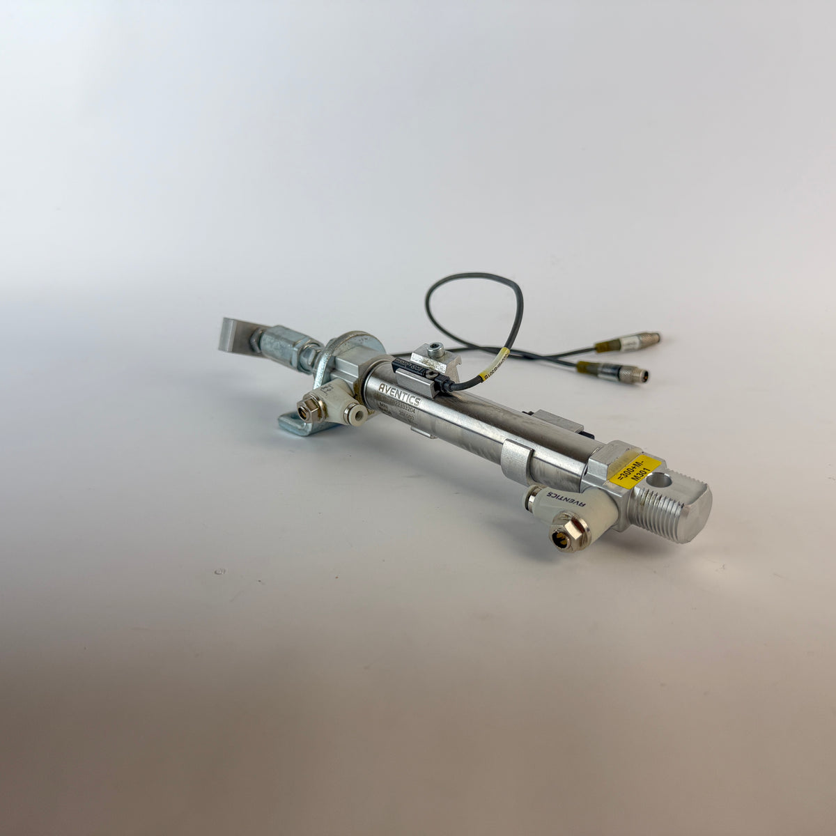 AVENTICS 0822333204 MNI Pneumatic Cylinder 20mm Bore 80mm Stroke with 2 Sensors