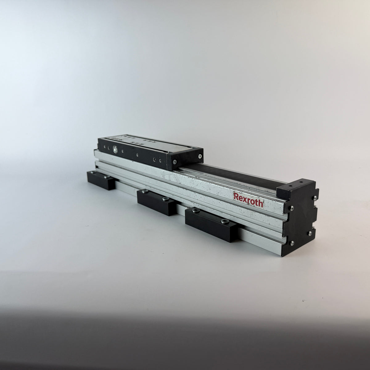 Bosch Rexroth R030517832 MKK-065-NN-2 Linear Module 126mm Travel with 6 Mounting Holders